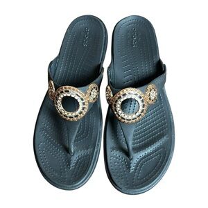 CROCS Diamanté Sanrah Wedge Sandals 205048 Womens Sz 10 Gold Thong Flip Flops